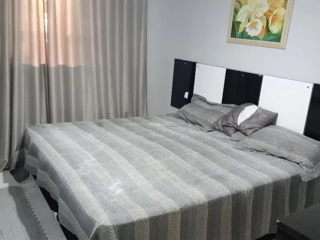 Casa com 280m² 2 quartos e 2 banheiros, à venda, no bairro Karina em Pindamonhangaba