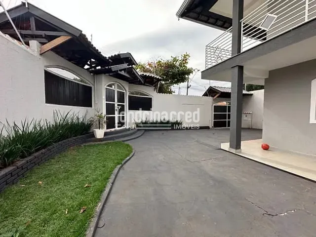 Casa com 317m² 4 quartos e 4 banheiros, à venda, no bairro Residencial Vila Romana em Londrina