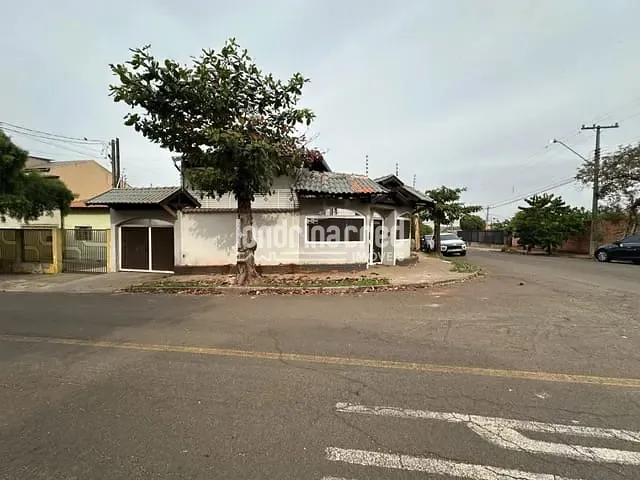 Casa com 317m² 4 quartos e 4 banheiros, à venda, no bairro Residencial Vila Romana em Londrina