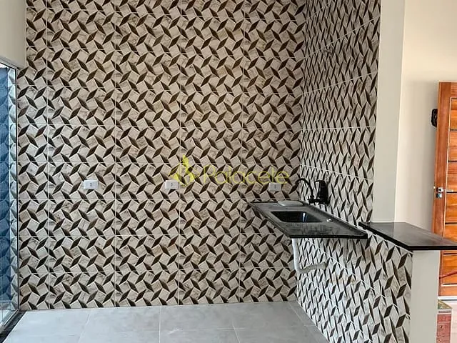 Casa com 125m² 3 quartos e 2 banheiros, à venda, no bairro Residencial e Comercial Portal dos Eucaliptos em Pindamonhangaba