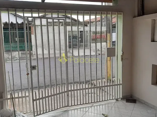 Casa com 170m² 2 quartos e 2 banheiros, à venda, no bairro Crispim em Pindamonhangaba