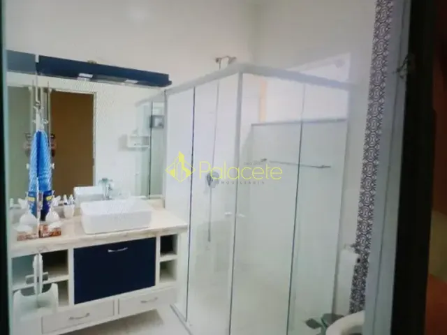 Sobrado com 175m² 3 quartos e 2 banheiros, à venda, no bairro Residencial Maricá em Pindamonhangaba