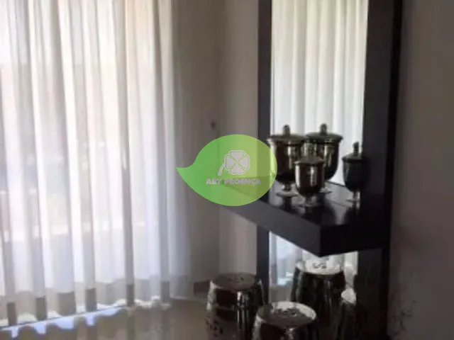 Casa 3 quartos e 4 banheiros, à venda, no bairro Aparecidinha em Sorocaba