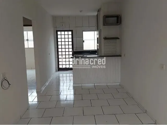 Casa com 126m² 2 quartos e 1 banheiro, à venda, no bairro Jardim Imperatriz em Cambé