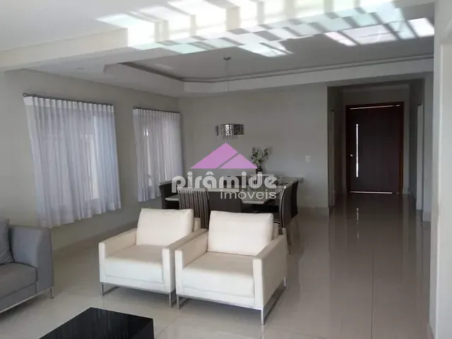 Casa com 450m² 4 quartos e 4 banheiros, à venda, no bairro Urbanova em São José dos Campos