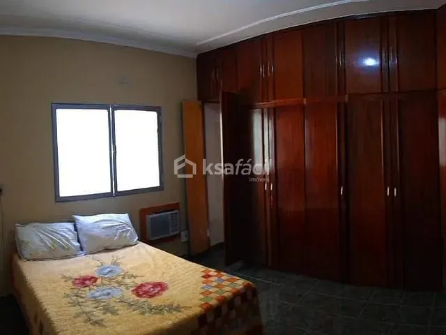 Casa com 625m² 2 quartos e 2 banheiros, à venda, no bairro Parque dos Novos Estados em Campo Grande
