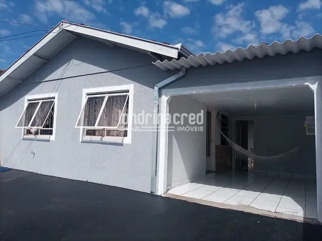 Casa 4 quartos e 2 banheiros, à venda, no bairro Parigot de Souza 2 em Londrina
