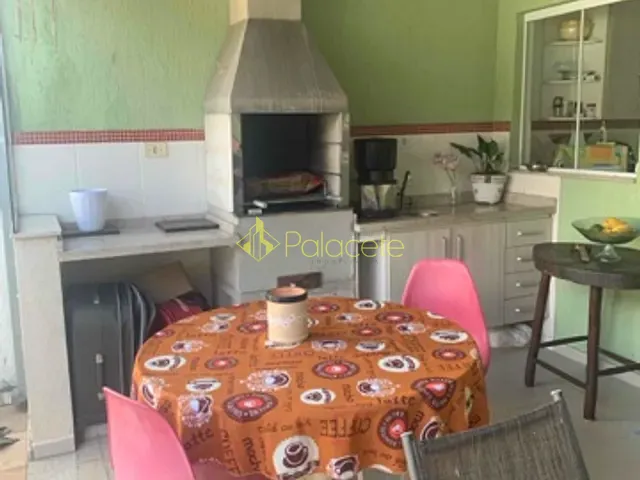 Casa 3 quartos e 3 banheiros, à venda, no bairro Alto do Cardoso em Pindamonhangaba