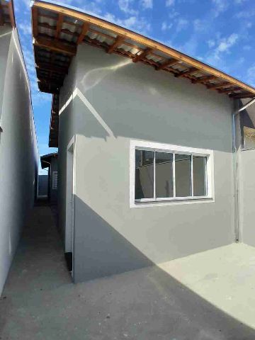 Casa com 125m² 2 quartos e 1 banheiro, à venda, no bairro Residencial e Comercial Portal dos Eucaliptos em Pindamonhangaba