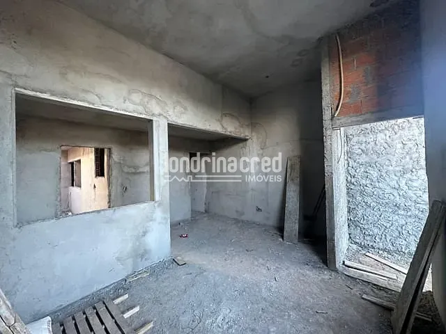 Casa com 125m² 3 quartos e 2 banheiros, à venda, no bairro Jardim Montecatini em Londrina