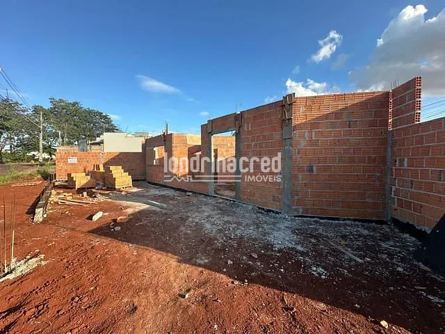 Casa com 148m² 2 quartos e 2 banheiros, à venda, no bairro Jardim Montecatini em Londrina
