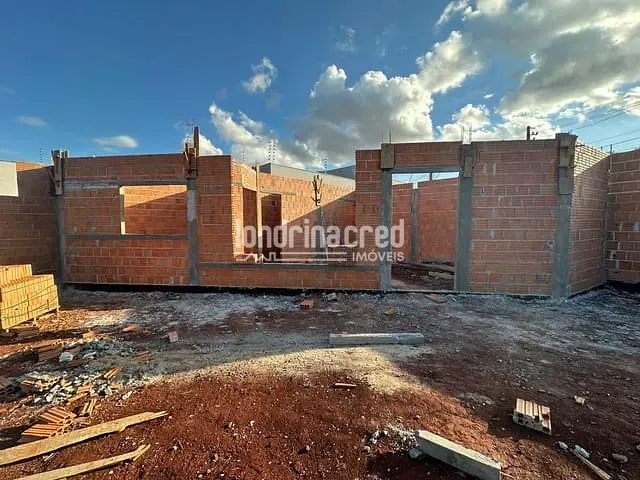 Casa com 148m² 2 quartos e 2 banheiros, à venda, no bairro Jardim Montecatini em Londrina