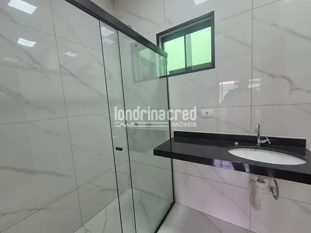 Casa com 125m² 2 quartos e 2 banheiros, à venda, no bairro Residencial José B Almeida em Londrina
