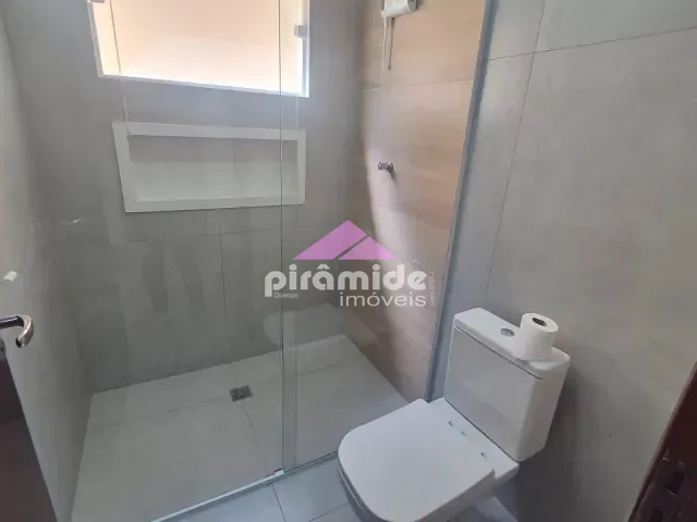 Casa com 150m² 3 quartos e 3 banheiros, à venda, no bairro Jardim Uirá em São José dos Campos