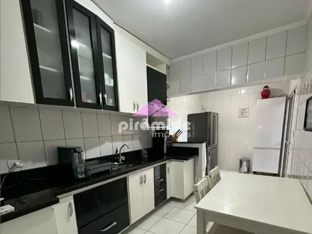 Casa com 150m² 3 quartos e 3 banheiros, à venda, no bairro Jardim Uirá em São José dos Campos