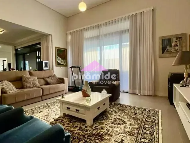 Casa com 451m² 3 quartos e 4 banheiros, à venda, no bairro Urbanova em São José dos Campos