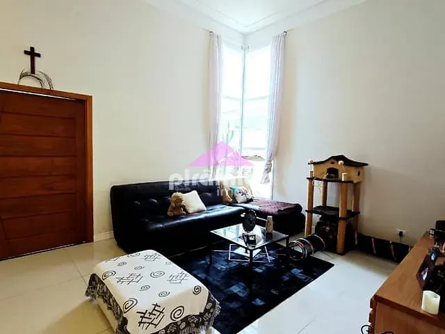 Casa com 330m² 4 quartos e 4 banheiros, à venda, no bairro Urbanova em São José dos Campos