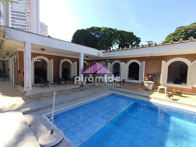 Casa com 900m² 4 quartos e 4 banheiros, à venda, no bairro Jardim Esplanada em São José dos Campos