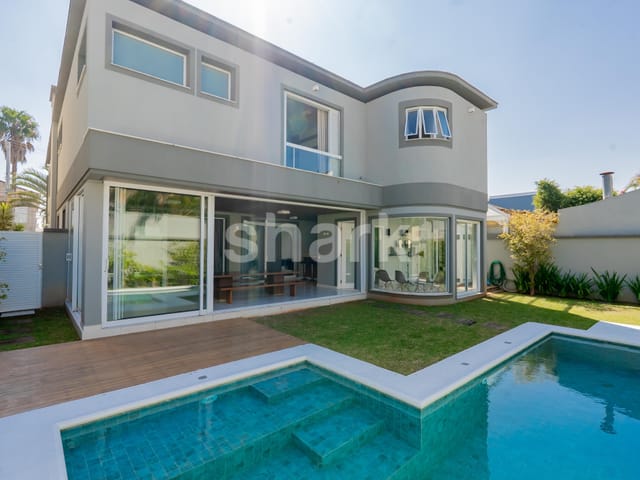 Casa com 560m² 5 quartos e 9 banheiros, à venda, no bairro Alphaville Residencial Dois em Barueri