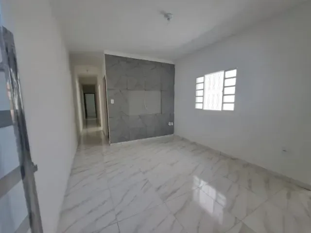 Casa 3 quartos e 1 banheiro, à venda, no bairro Residencial Mantiqueira em Pindamonhangaba