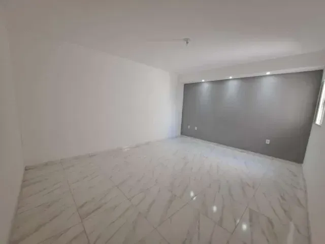 Casa 3 quartos e 1 banheiro, à venda, no bairro Residencial Mantiqueira em Pindamonhangaba