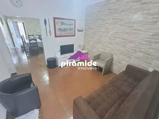 Casa com 258m² 2 quartos e 2 banheiros, à venda, no bairro Praia das Palmeiras em Caraguatatuba