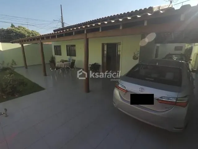 Casa com 448m² 3 quartos e 3 banheiros, à venda, no bairro Jardim Imá em Campo Grande