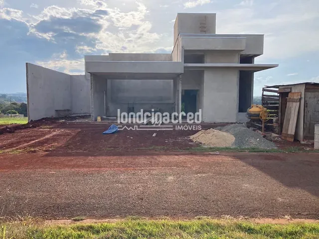 Casa com 1000m² 4 quartos e 3 banheiros, à venda, no bairro Condomínio Águas De Maio em Primeiro de Maio