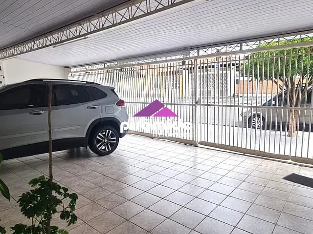 Casa com 250m² 3 quartos e 3 banheiros, à venda, no bairro Jardim das Indústrias em São José dos Campos
