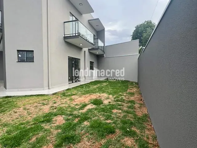 Casa 3 quartos e 3 banheiros, à venda, no bairro Parque Residencial Joaquim Toledo Piza em Londrina