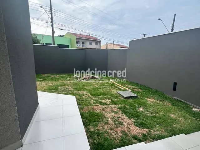 Casa 3 quartos e 3 banheiros, à venda, no bairro Parque Residencial Joaquim Toledo Piza em Londrina