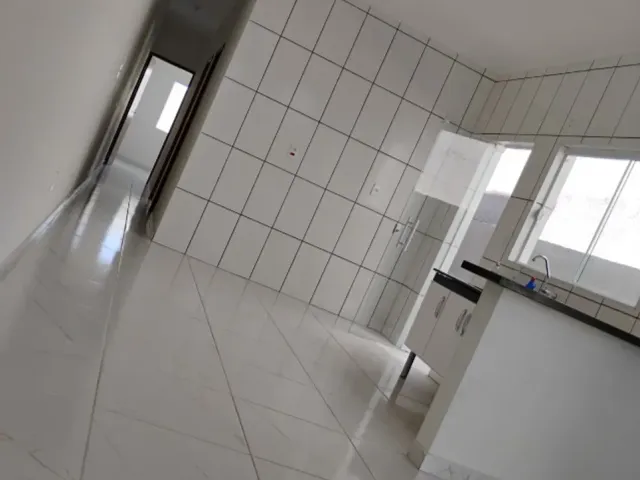 Casa 2 quartos e 1 banheiro, à venda, no bairro Residencial e Comercial Portal dos Eucaliptos em Pindamonhangaba