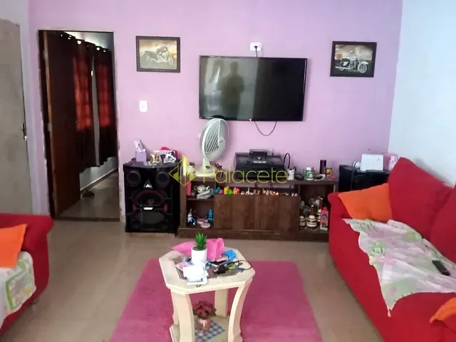 Casa com 350m² 4 quartos e 4 banheiros, à venda, no bairro Frei Galvão em Potim
