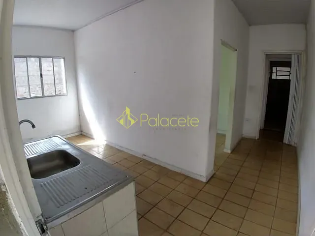 Casa 1 quarto e 1 banheiro, para alugar, no bairro Loteamento João Tamborindeguy Fernandes em Pindamonhangaba