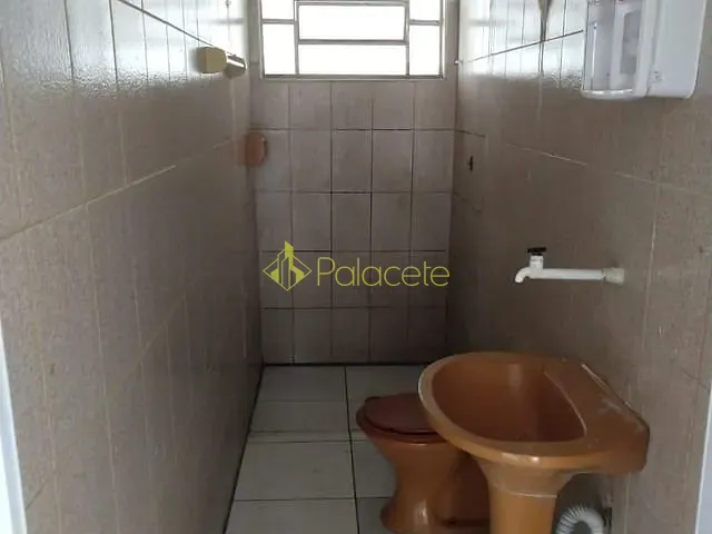 Casa 1 quarto e 1 banheiro, para alugar, no bairro Loteamento João Tamborindeguy Fernandes em Pindamonhangaba