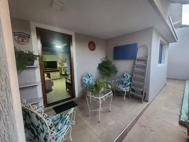 Casa 6 quartos e 3 banheiros, à venda, no bairro Alto do Cardoso em Pindamonhangaba