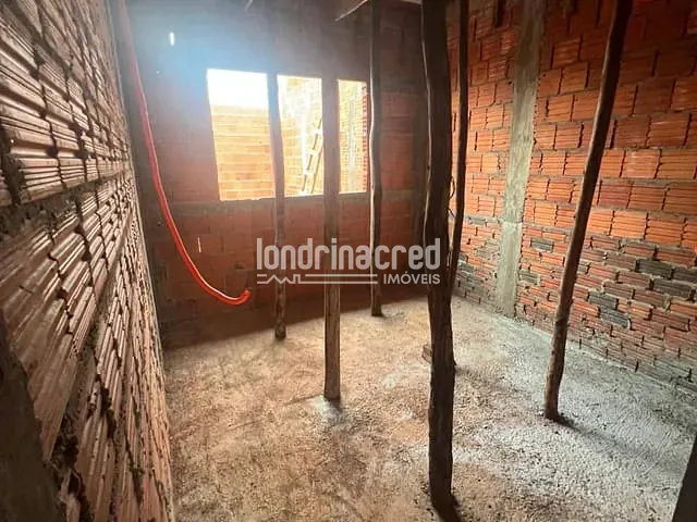 Casa com 120m² 2 quartos e 1 banheiro, à venda, no bairro Jardim Cidade Alta em Cambé