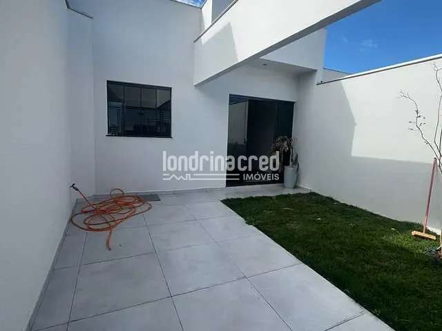 Casa com 112m² 3 quartos e 2 banheiros, à venda, no bairro Colúmbia em Londrina