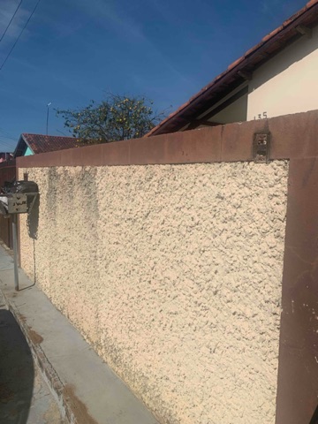 Casa 3 quartos e 1 banheiro, à venda, no bairro Residencial Comercial Cidade Vista Alegre em Pindamonhangaba