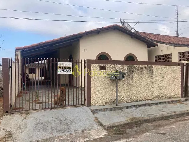 Casa 3 quartos e 1 banheiro, à venda, no bairro Residencial Comercial Cidade Vista Alegre em Pindamonhangaba