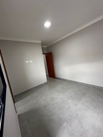 Casa com 175m² 2 quartos e 2 banheiros, à venda, no bairro Residencial e Comercial Bosque da Imperatriz em Pindamonhangaba