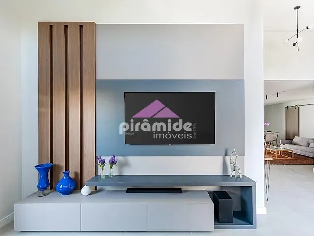 Casa com 600m² 4 quartos e 4 banheiros, à venda, no bairro Urbanova em São José dos Campos
