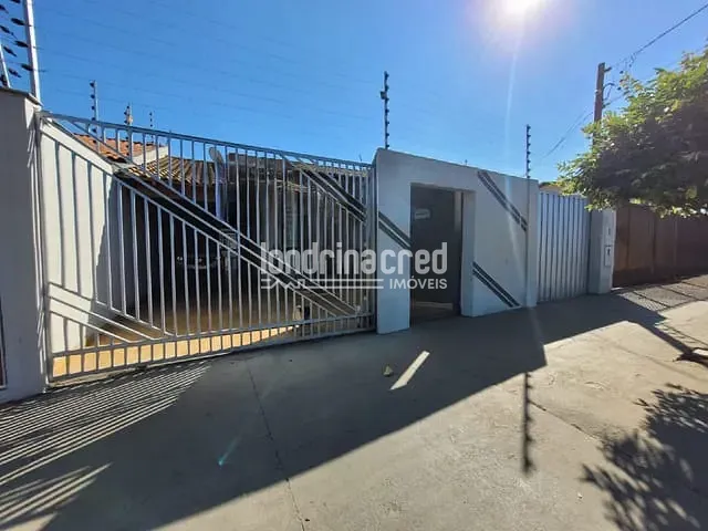 Casa com 200m² 3 quartos e 3 banheiros, à venda, no bairro Conjunto Habitacional Maria Cecília Serrano de Oliveira em Londrina
