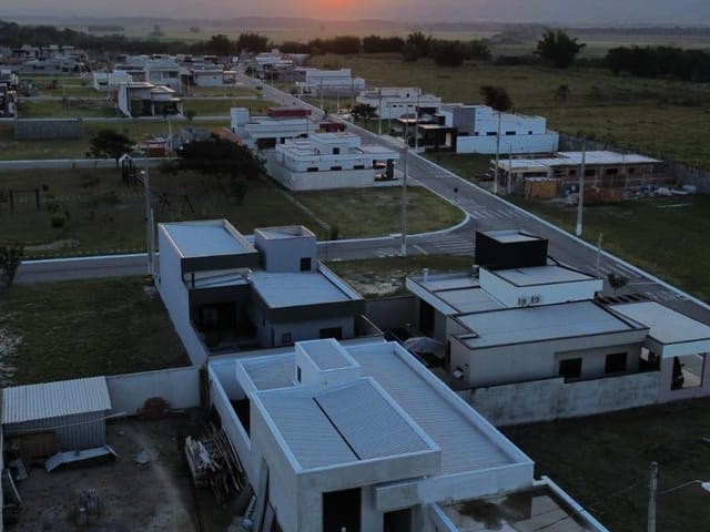 Casa com 264m² 3 quartos e 1 banheiro, à venda, no bairro Loteamento Residencial São Vicente de Paulo em Tremembé