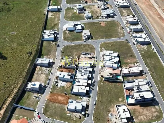 Casa com 264m² 3 quartos e 1 banheiro, à venda, no bairro Loteamento Residencial São Vicente de Paulo em Tremembé