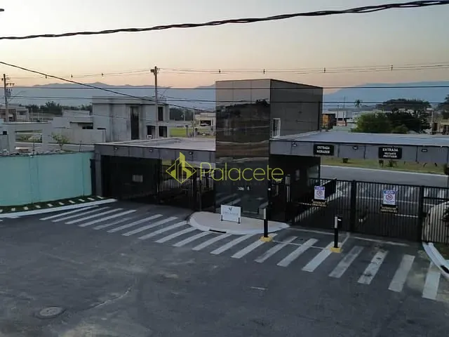 Casa com 264m² 3 quartos e 1 banheiro, à venda, no bairro Loteamento Residencial São Vicente de Paulo em Tremembé