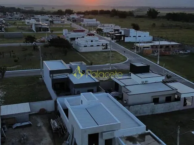 Casa com 264m² 3 quartos e 1 banheiro, à venda, no bairro Loteamento Residencial São Vicente de Paulo em Tremembé