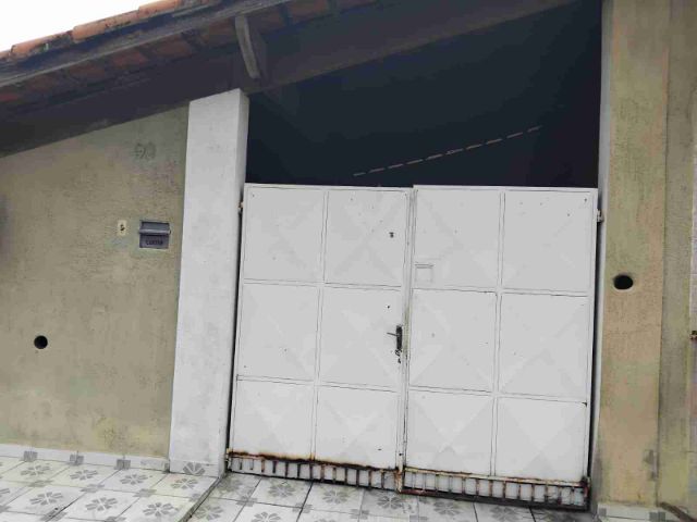 Casa 4 quartos e 2 banheiros, à venda, no bairro Residencial Mantiqueira em Pindamonhangaba
