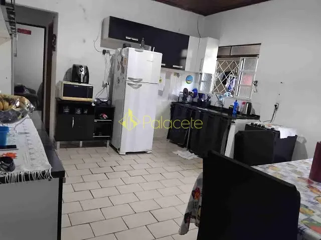 Casa 4 quartos e 2 banheiros, à venda, no bairro Residencial Mantiqueira em Pindamonhangaba