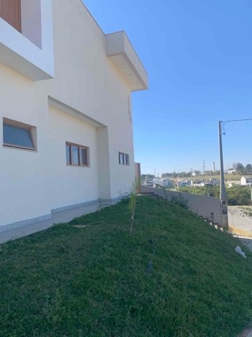 Casa 3 quartos e 5 banheiros, à venda, no bairro Loteamento Residencial e Comercial Bosque do Imperador em Pindamonhangaba